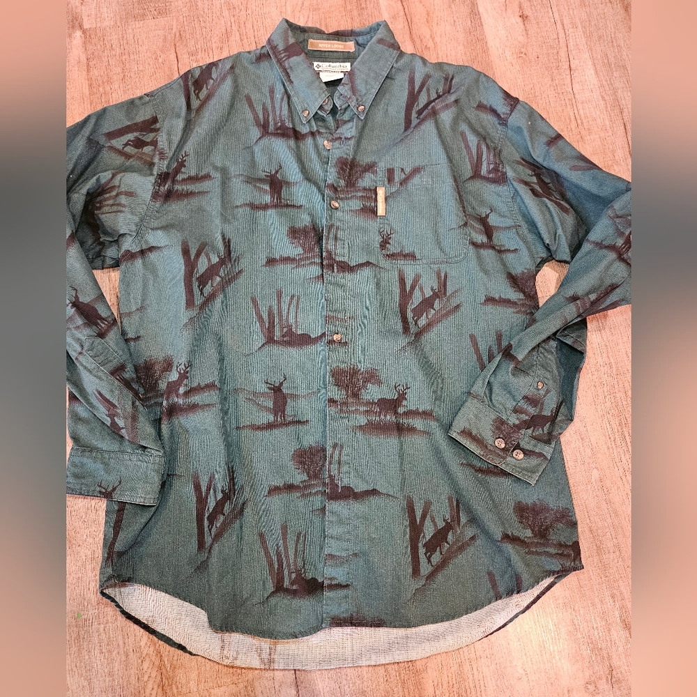 Columbia Men's River Lodge Hunting Long Sleeve corduro Button Front Shirt size L